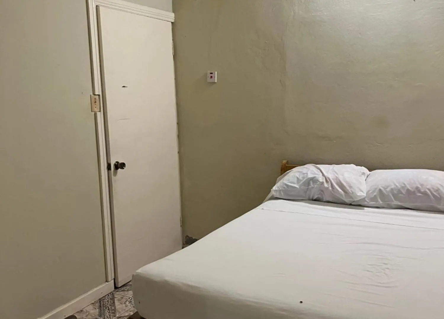 Andre'S Guest House Negril